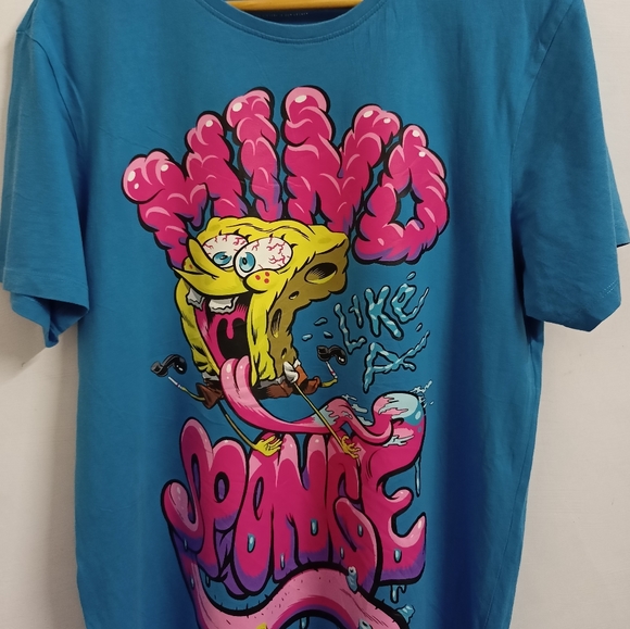 SPONGEBOB Graphic Tshirt in light Blue - Picture 2 of 5